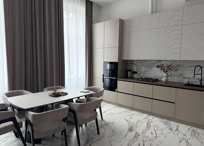 Διαμέρισμα Leogrand Vip On Slovatskogo 16 Λβιβ